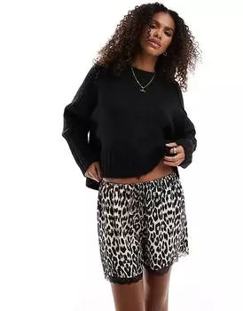 Шорты с атласным кружевом и леопардовым принтом ASOS DESIGN