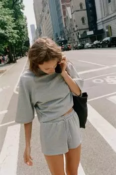 Шорты с металлизированной нитью и слоганом ZARA, серебряный