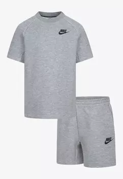 Шорты TECH TEE UNISEX SET Nike Sportswear, серый