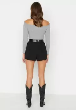 Шорты Trendyol, черные