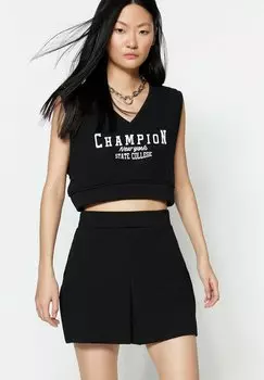 Шорты Trendyol, черный