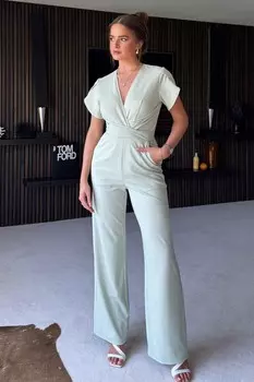 Шрифт Bridget с декоративным поворотом и разрезом на плечах Girl In Mind, зеленый