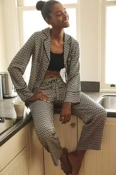 Штаны пижамные шелковые Anthropologie с принтом, черный / белый