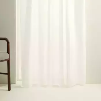 Штора изготовлена из многофункциональной системы Florencia El Corte Ingls, белый