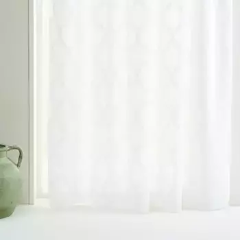 Штора изготовлена из многофункциональной системы Kare El Corte Ingls, белый