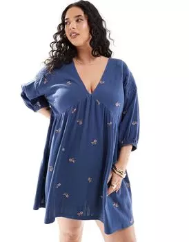 Синее джинсовое мини-платье со сборкой на талии и короткими рукавами ASOS DESIGN Curve