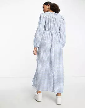 Синее многоярусное платье макси со сборками ASOS DESIGN в клетку для пикника