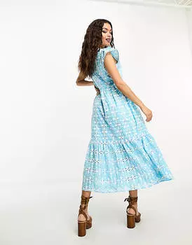 Синее платье макси с контрастной вышивкой YAS Petite