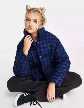 Синее пуховое пальто с узором "гусиные лапки" ASOS
