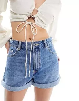 Синие джинсовые шорты Mom с высокой посадкой Pull&Bear