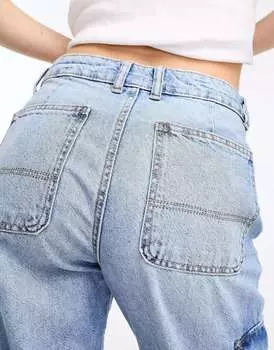 Синие джинсы-карго Bershka