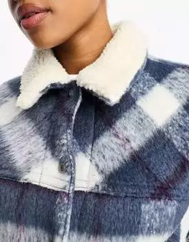 Синяя клетчатая куртка Levi's Cosy Sherpa в клетку
