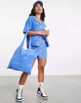 Синяя махровая сумка-тоут ASOS Weekend Collective с выгорающим WCA