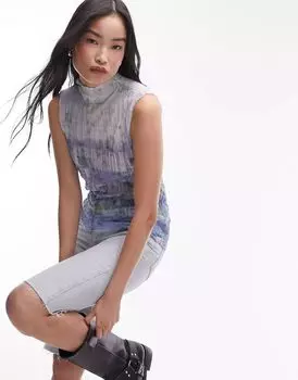 Синяя майка в жатую клетку Topshop