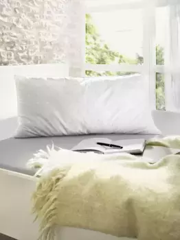 Синтетическая подушка Dormisette Protect & Care "Подушка с наполнителем memo 50х80 см, белый