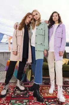 Сиреневая длинная куртка с несколькими карманами Mizalle, фиолетовый