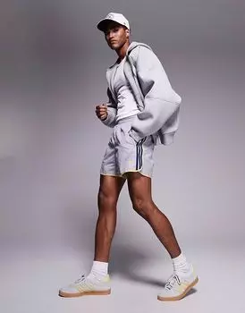 Сиреневые спринтерские шорты Adidas Originals Adicolor