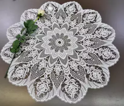 Скатерть Плауэн с вышивкой "Роза Мечта" Stickereien Plauen 30 см, цвет wollwei