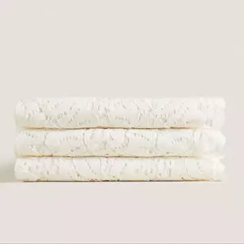 Скатерть Zara Home Cotton Lace