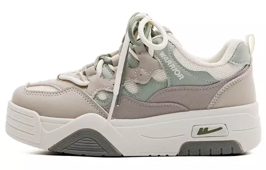 Скейтбордические кеды женские низкие бежевый/зеленый/серый Warrior