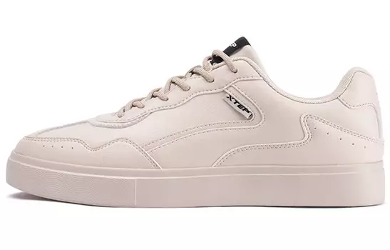 Скейтбординговые туфли женские низкие с оттенком белого цвета Xtep