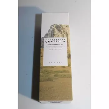 Skin 1004 Легкое очищающее масло мадагаскарской центеллы 200 мл, Skin1004
