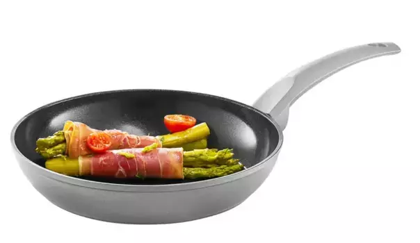 Сковорода AMBITION, черный