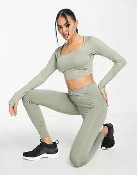 Скульптурные леггинсы цвета хаки с V-образным вырезом Puma Studio Granola