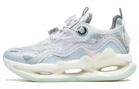 Sky Ride Collection Кроссовки женские низкие массивные Moonlight Grey/Sail White Xtep