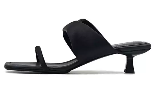 Слайд женский черный Pedro