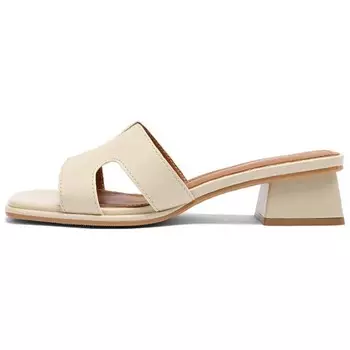 Слайд женский Daphne