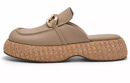 Слайд женский Pedro