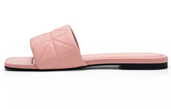 Слайд женский Pedro