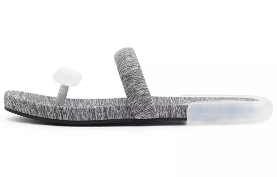 Слайд женский светло-серый Charles&Keith