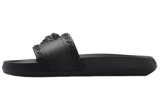 Слайды Palazzo Medusa-plaque Versace