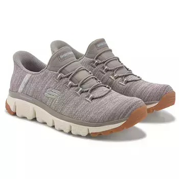 Slip-Ins достигает вершины на выставке кроссовки Sespe Skechers, коричневый