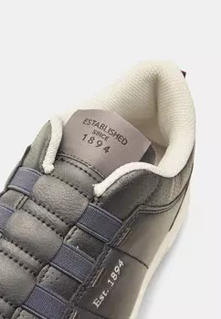 Слипоны Bata, темно-серый