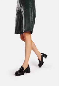 Слипоны Queen Helena, черные