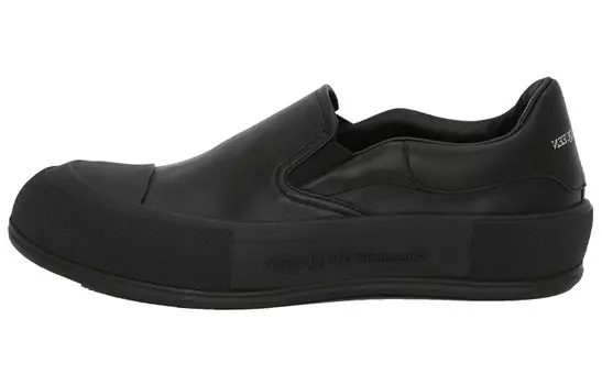 Слипоны женские Alexander Mcqueen, черный