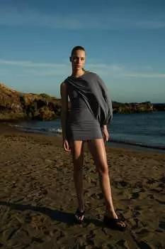 Слоистое короткое платье ZARA, древесный уголь