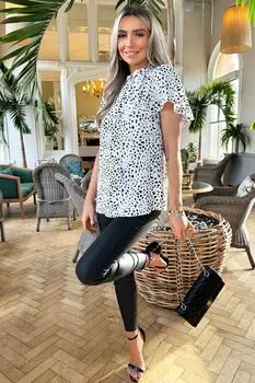 Со звериным узором и рюшей по вырезу верха Ax Paris, белый