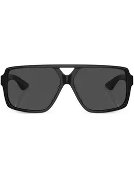 Солнцезащитные очки 1977C в массивной оправе Oliver Peoples, черный