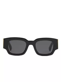 Солнцезащитные очки AMI Paris 75001, черный