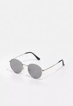 Солнцезащитные очки CHPO