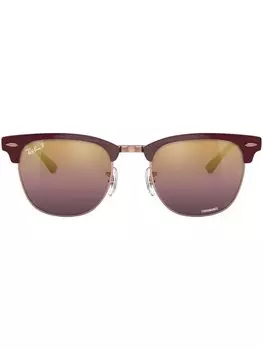 Солнцезащитные очки Clubmaster в квадратной оправе Ray-Ban, красный