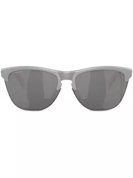 Солнцезащитные очки Frogskins Lite Oakley, серый