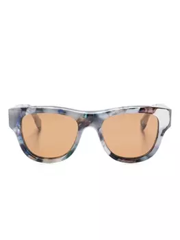 Солнцезащитные очки Gucci Eyewear в оправе wayfarer, серый