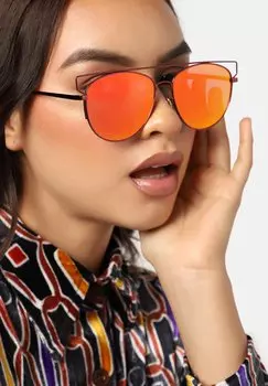 Солнцезащитные очки Haute Sauce, черный