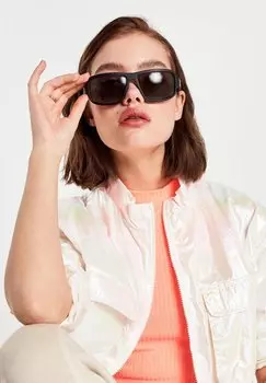 Солнцезащитные очки Hawkers