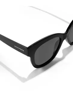 Солнцезащитные очки Hawkers, черные